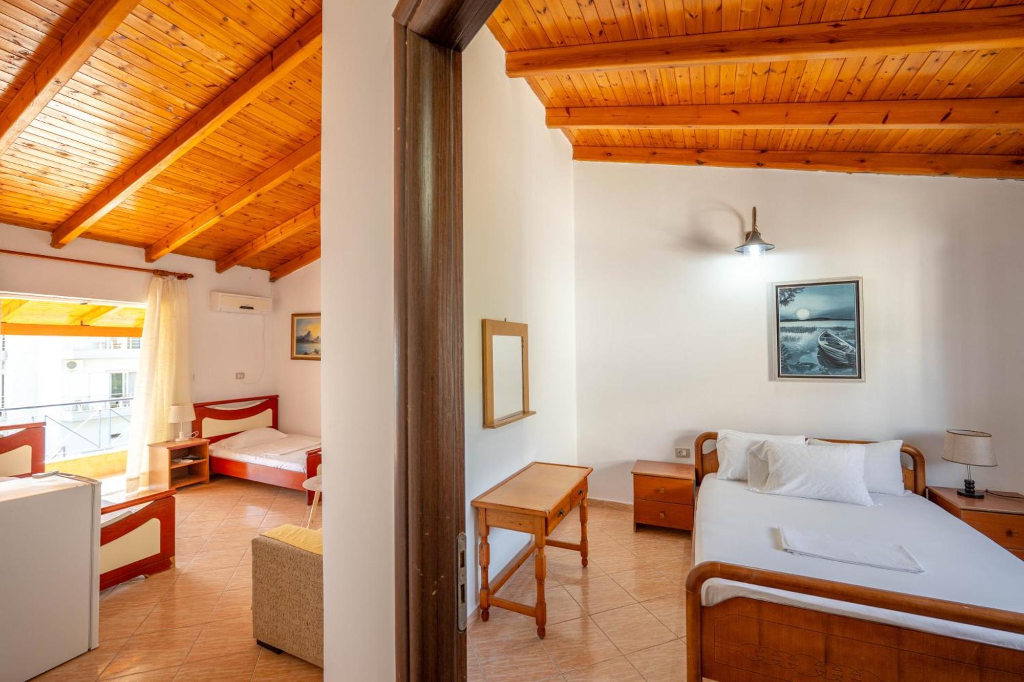 Hotel Portokali ヒマラ エクステリア 写真